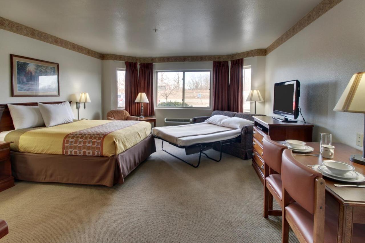 All Towne Suites Saint Robert Εξωτερικό φωτογραφία