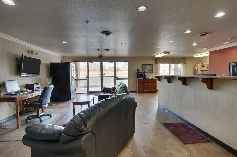 All Towne Suites Saint Robert Εξωτερικό φωτογραφία