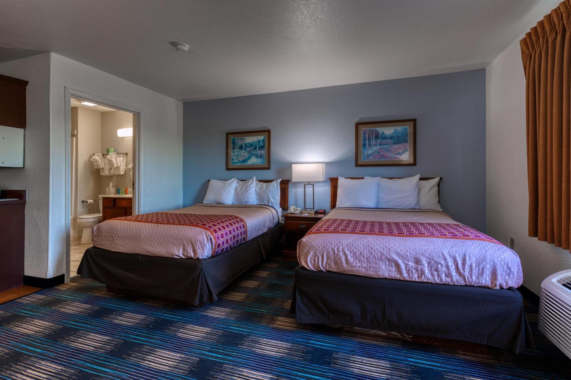 All Towne Suites Saint Robert Εξωτερικό φωτογραφία